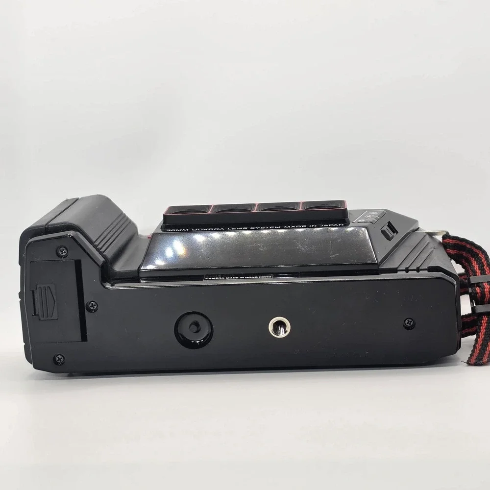 NISHIKA N8000 35mm Quadrascopic 3D FILM CAMERA W/ Case & Strap Dry Tested